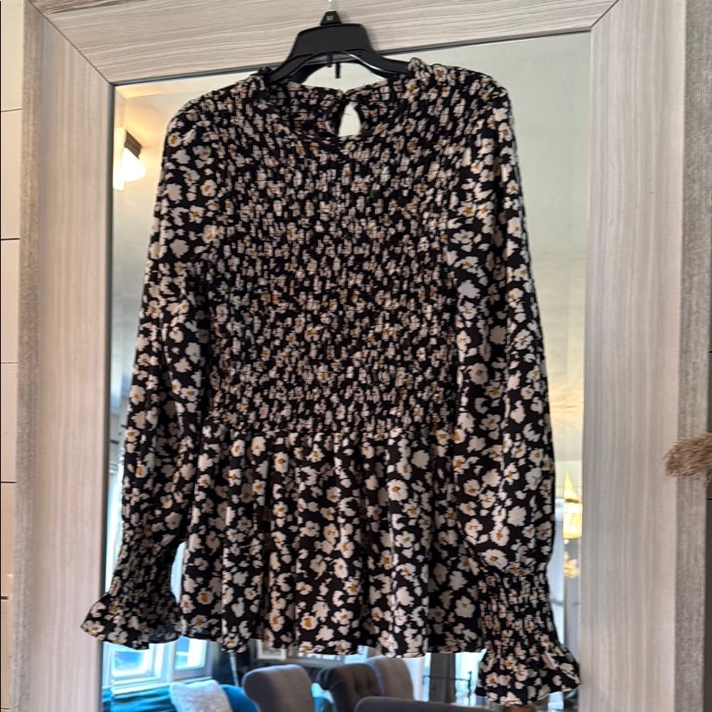 Floral Black and White Women's Top